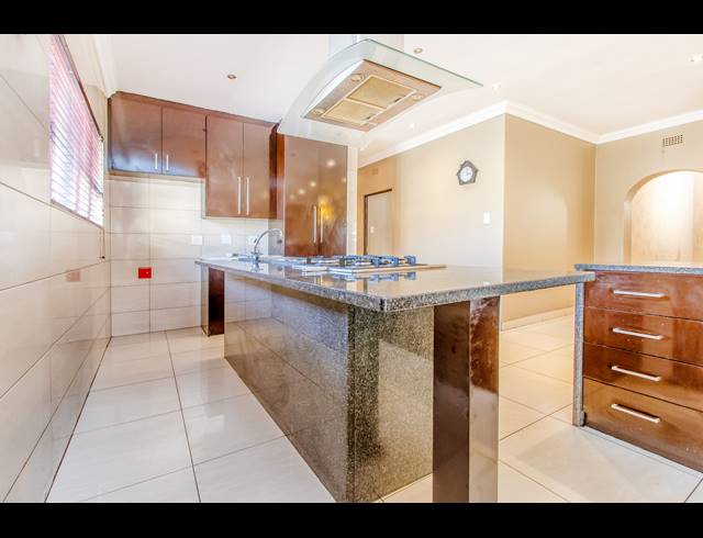 4 BEDROOM HOUSE RENTED IN DISCOVERY